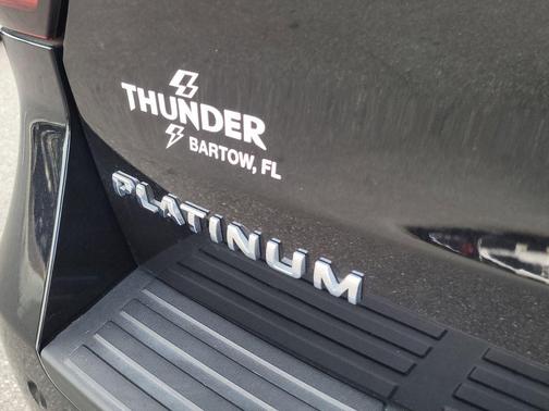 2023 Ford Expedition Platinum