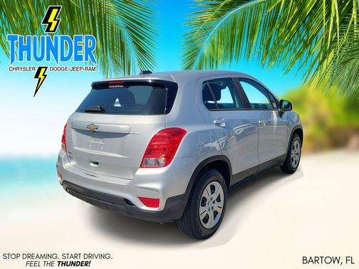 Silver Ice Metallic 2018 Chevrolet Trax LS