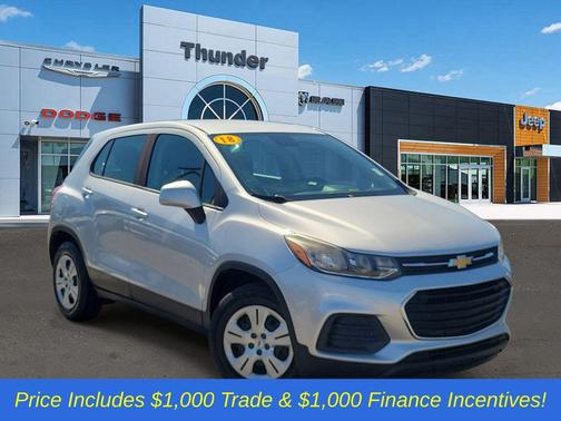 Silver Ice Metallic 2018 Chevrolet Trax LS