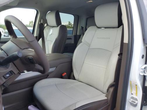 2025 RAM 3500 Laramie Crew Cab 4x4 8' Box