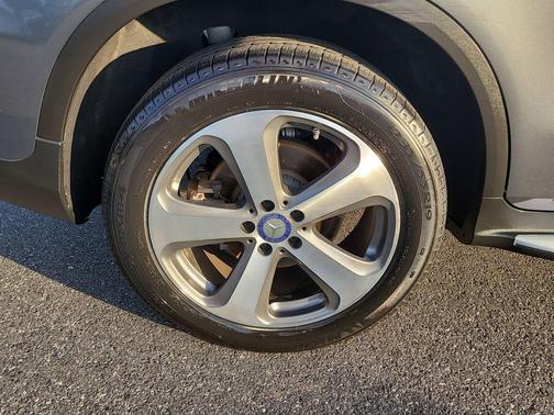 2017 Mercedes-Benz GLC 300 4MATIC Coupe