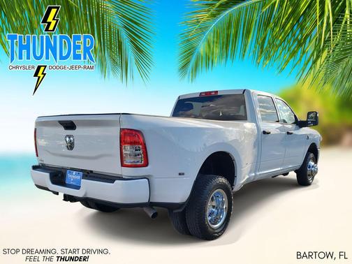 2024 RAM 3500 Tradesman Crew Cab 4x4 8' Box