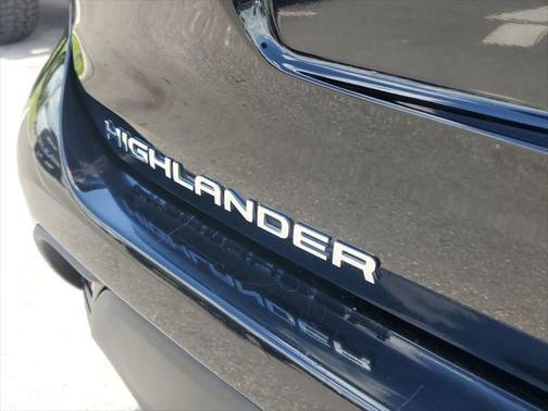2021 Toyota Highlander L