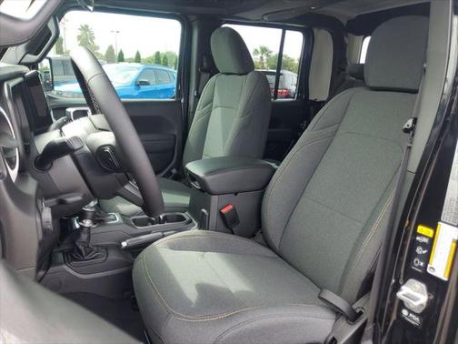2025 Jeep Gladiator Sport S