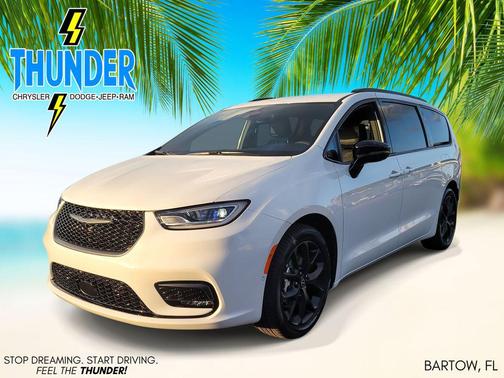 2026 Chrysler Pacifica L