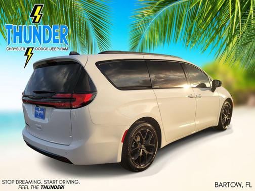 2026 Chrysler Pacifica L