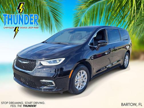 2025 Chrysler Pacifica L
