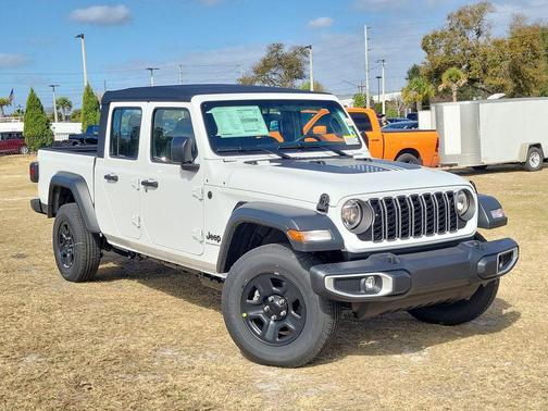 2026 Jeep Gladiator Sport