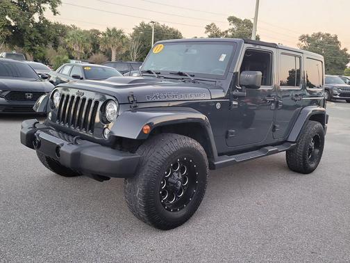 2017 Jeep Wrangler Unlimited Sahara