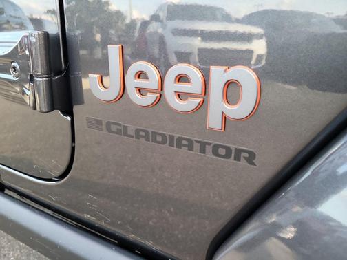 2026 Jeep Gladiator Mojave X 4x4