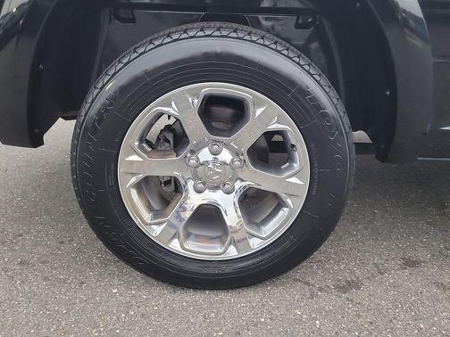 2014 RAM 1500 Laramie