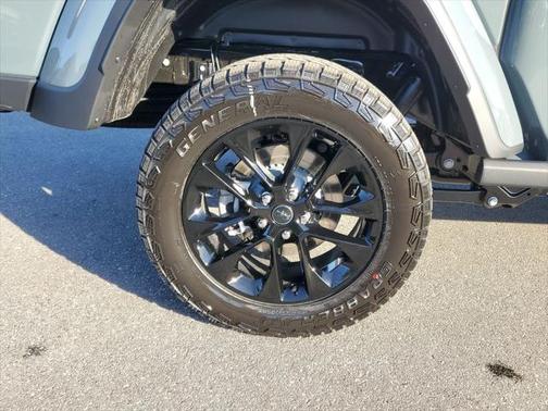 2025 Jeep Gladiator Nighthawk