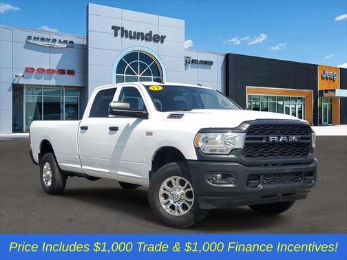 2019 RAM 2500 Tradesman Crew Cab 4x4 8' Box