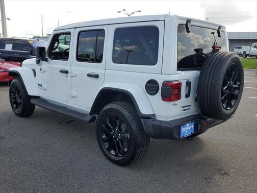 2025 Jeep Wrangler 4xe Sahara