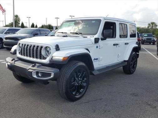 2025 Jeep Wrangler 4xe Sahara