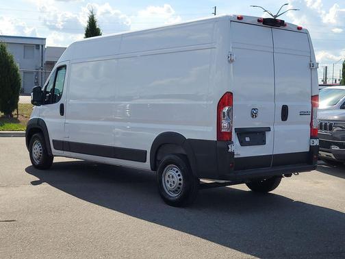 Bright White Clearcoat 2025 RAM ProMaster 2500 Tradesman