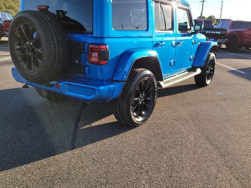 2022 Jeep Wrangler Unlimited Sahara