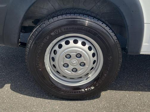 Bright White Clearcoat 2025 RAM ProMaster 2500 Tradesman