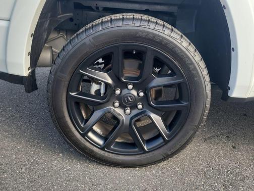 Bright White Clearcoat 2021 RAM 1500 Laramie