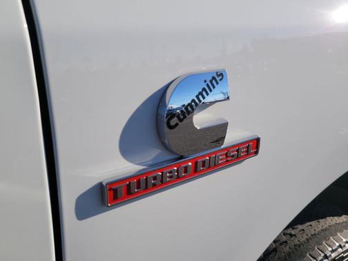 2024 RAM 2500 Laramie Crew Cab 4x4 6'4' Box
