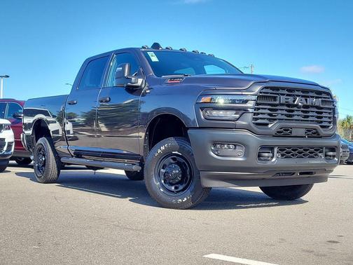 2026 RAM 2500 Tradesman Crew Cab 4x4 6'4' Box