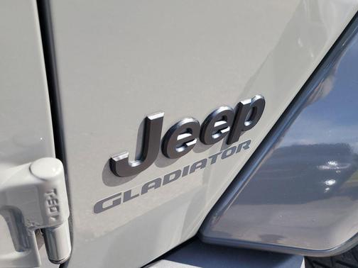 2020 Jeep Gladiator Sport S
