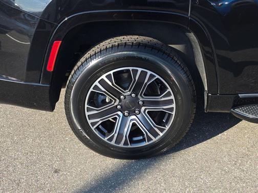 2024 Jeep Wagoneer Series II 4x4