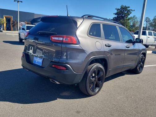 2018 Jeep Cherokee Latitude