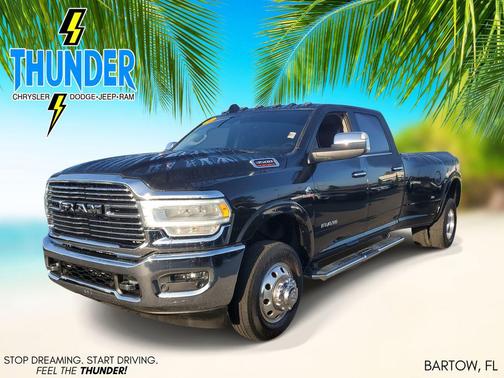 2020 RAM 3500 Laramie Crew Cab 4x4 8' Box