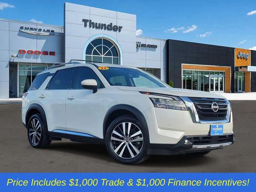 2023 Nissan Pathfinder Platinum 4WD