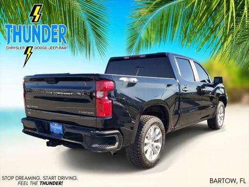 2022 Chevrolet Silverado 1500 Custom