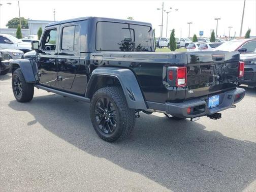 2024 Jeep Gladiator Nighthawk