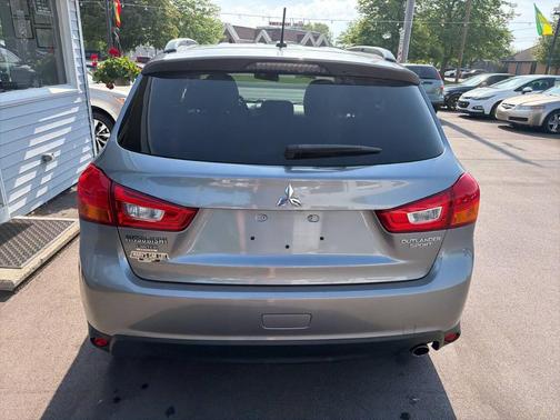 Gray 2013 Mitsubishi Outlander Sport LE