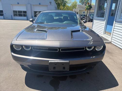 Gray 2015 Dodge Challenger SXT