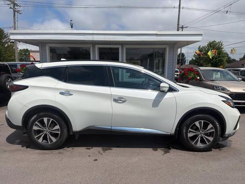 White 2020 Nissan Murano SV
