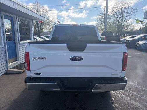 White 2015 Ford F-150 XLT