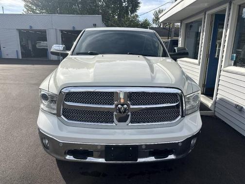 Bright White Clearcoat 2017 RAM 1500 Longhorn