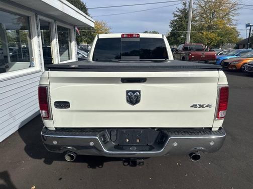 Bright White Clearcoat 2017 RAM 1500 Longhorn