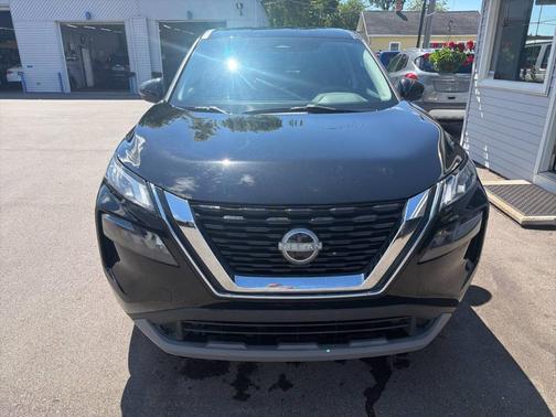 Black 2023 Nissan Rogue S