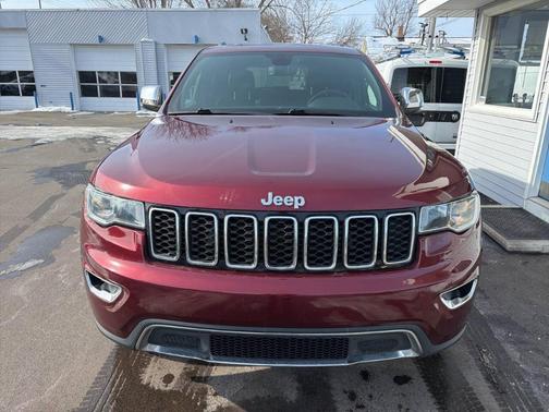Maroon 2019 Jeep Grand Cherokee Limited