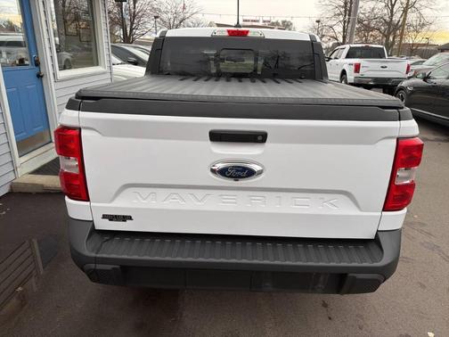 White 2022 Ford Maverick XL