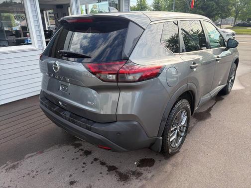 Gray 2021 Nissan Rogue S