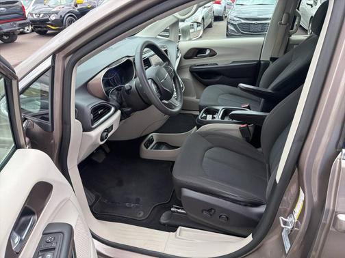 Tan 2018 Chrysler Pacifica Touring Plus