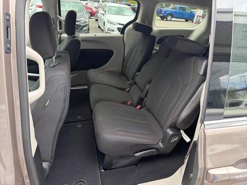 Tan 2018 Chrysler Pacifica Touring Plus