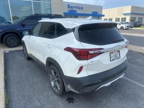 2023 Kia Seltos LX