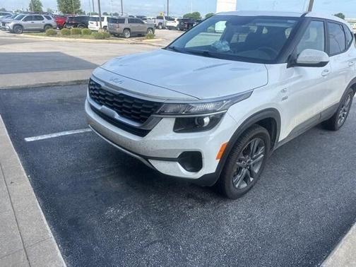2023 Kia Seltos LX