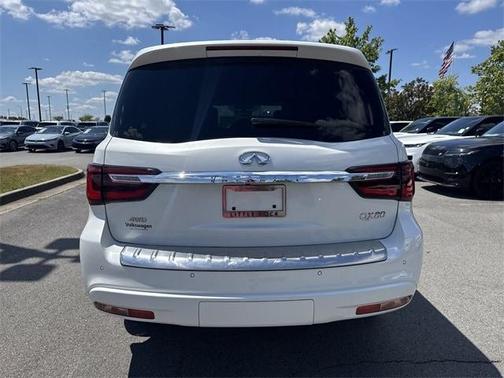 2023 INFINITI QX80 SENSORY