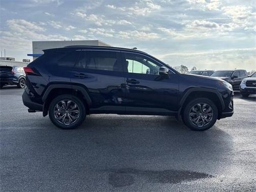 2025 Toyota RAV4 Hybrid XLE Premium