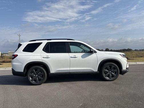 2025 Honda Pilot Sport