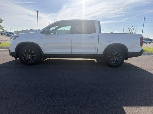 White 2023 Honda Ridgeline Sport